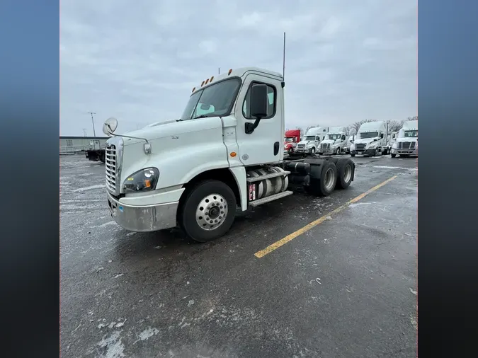 2018 FREIGHTLINER/MERCEDES CASCADIA 12551cf03f5723ba95788ec6269b48eda33