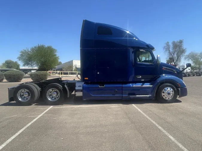 2023 Peterbilt 579