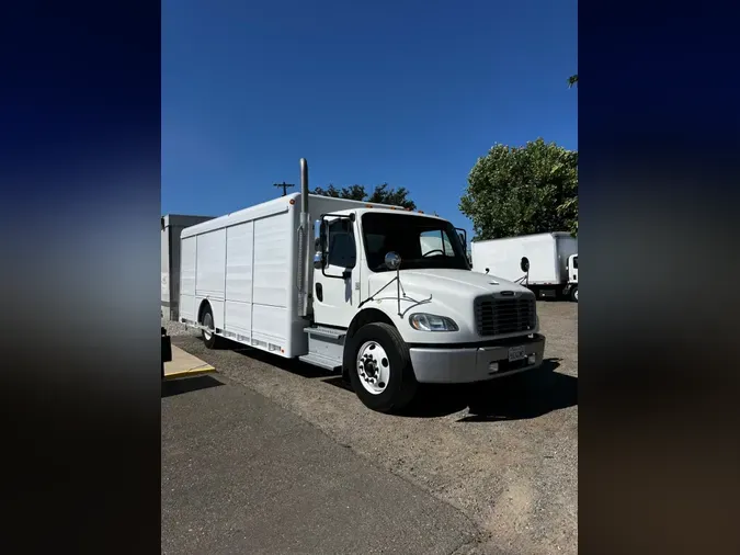 2019 FREIGHTLINER M2 106