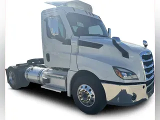 2023 Freightliner Cascadia