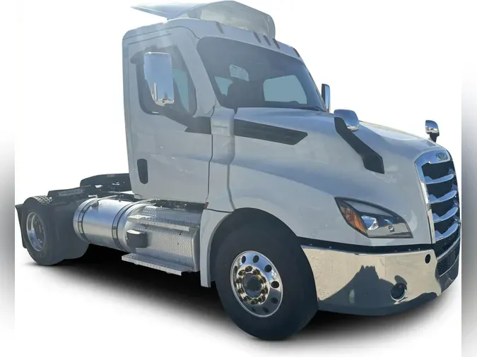 2023 Freightliner Cascadia51d24a96028653e15af4d8fc2d968401