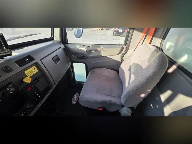 2020 Peterbilt 33751d7197feeee715db0f7df2e5b1b7eb7