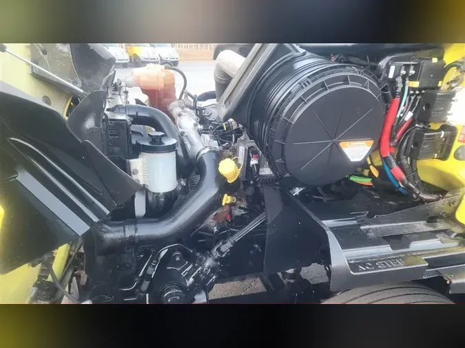 2018 INTERNATIONAL RH613