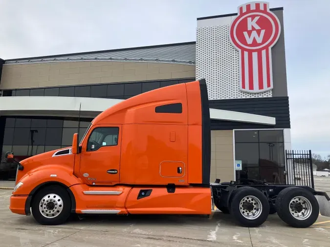 2020 Kenworth T680