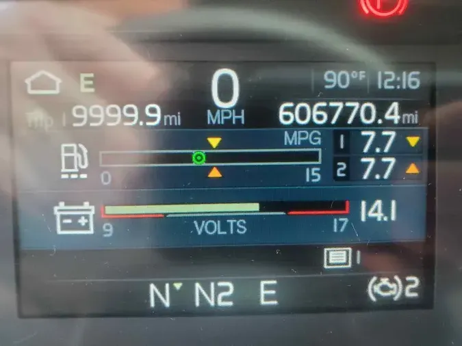 2020 VOLVO VNL64T740