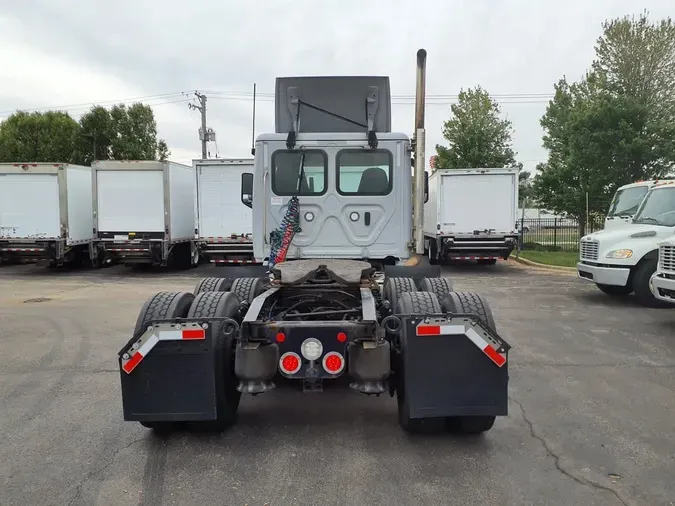 2021 FREIGHTLINER NEW CASCADIA PX12664