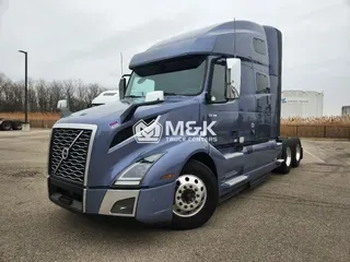 2024 VOLVO VNL64T760