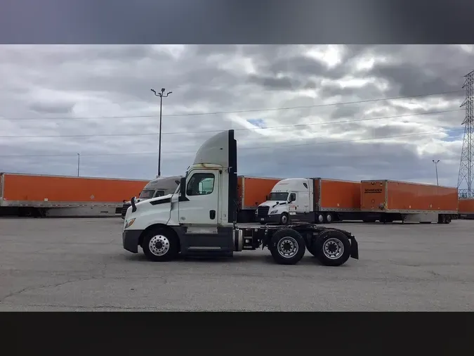 2019 Freightliner Cascadia 12651e25c606ba27885038296966b3d33f6