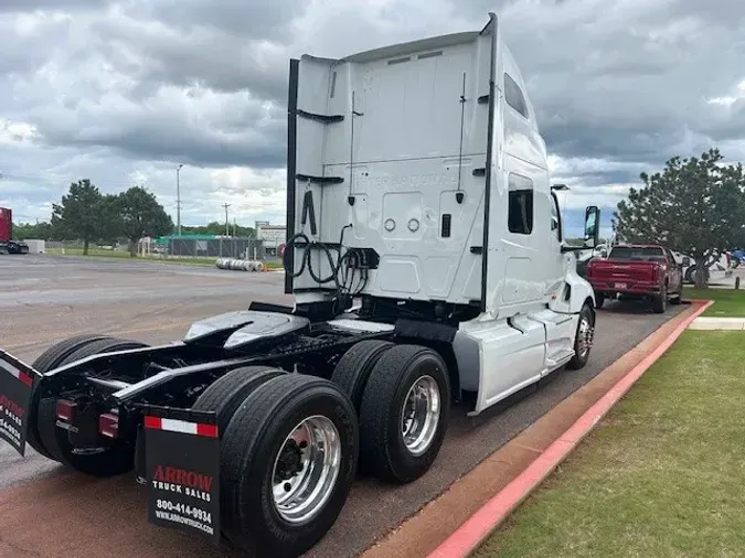 2019 INTERNATIONAL LT
