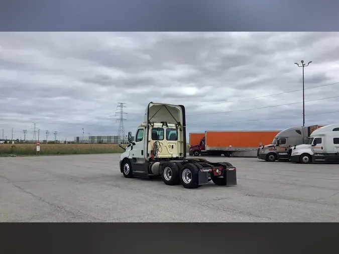 2019 Freightliner Cascadia 12651e51afcc9d344c6b55bb1d53ce9ff94