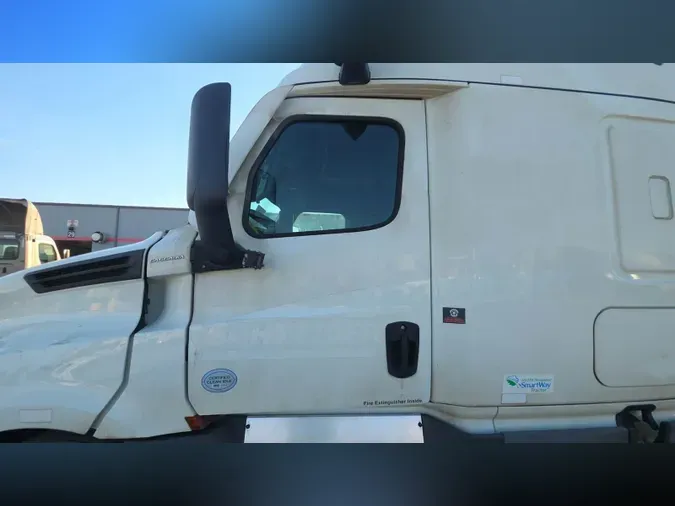 2023 Freightliner Cascadia 126