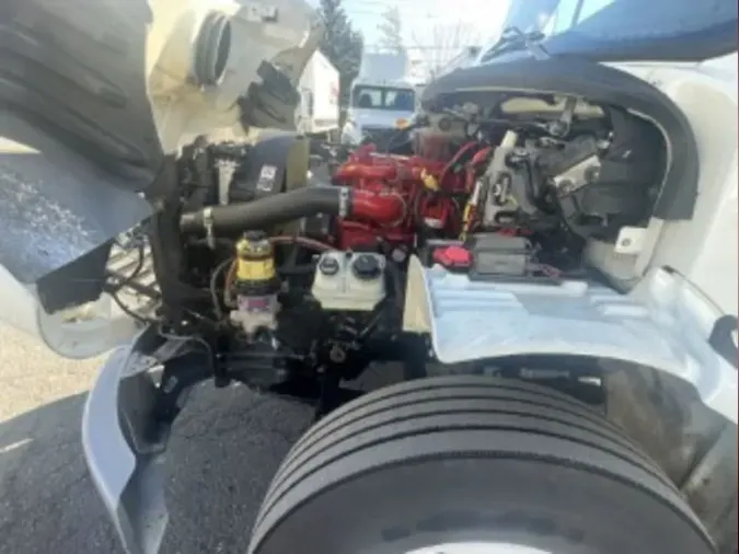 2020 FREIGHTLINER/MERCEDES M2 106