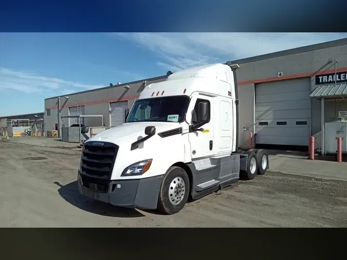 2021 Freightliner Cascadia 12651eaf8eec59c68664675cfb30c8b04c1