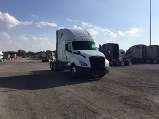 2020 Freightliner Cascadia