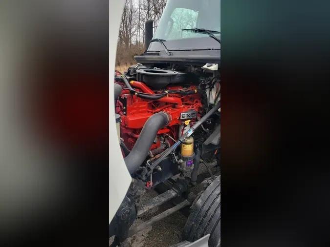 2021 International LT625