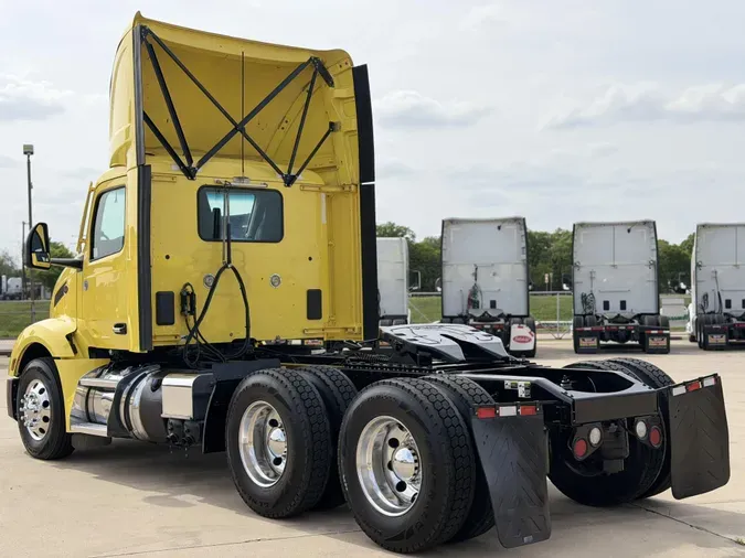 2022 Peterbilt 57951ee723aecc86d7d082b73f32dd22355