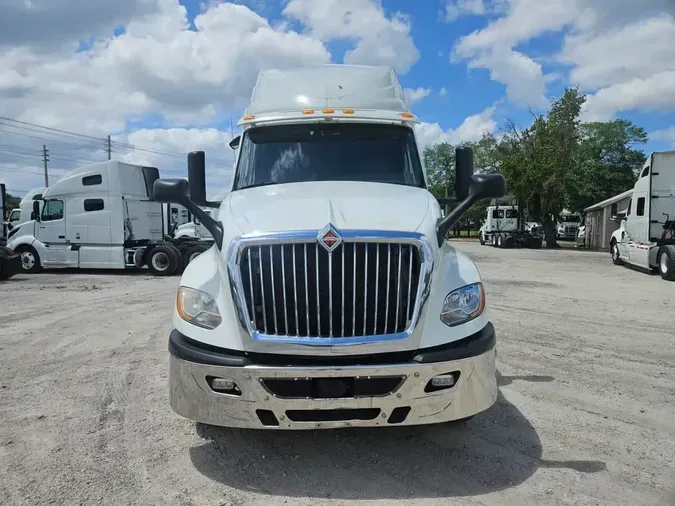 2020 NAVISTAR INTERNATIONAL LT625 SLPR CAB