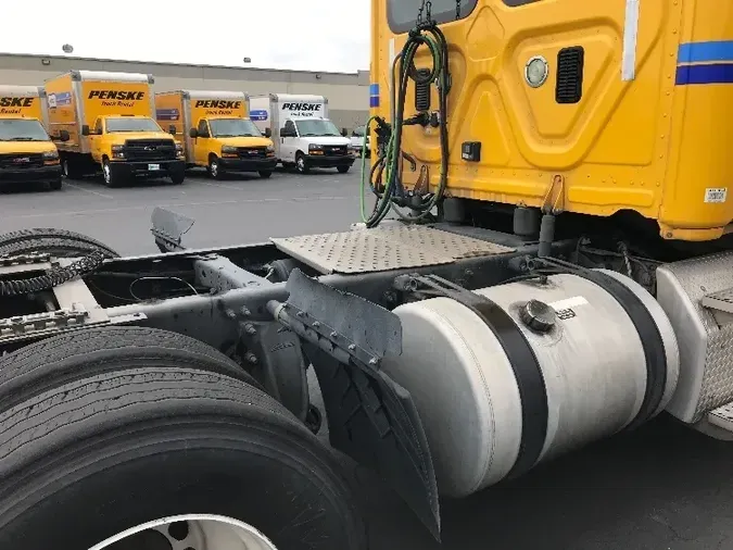 2016 FREIGHTLINER X12564ST