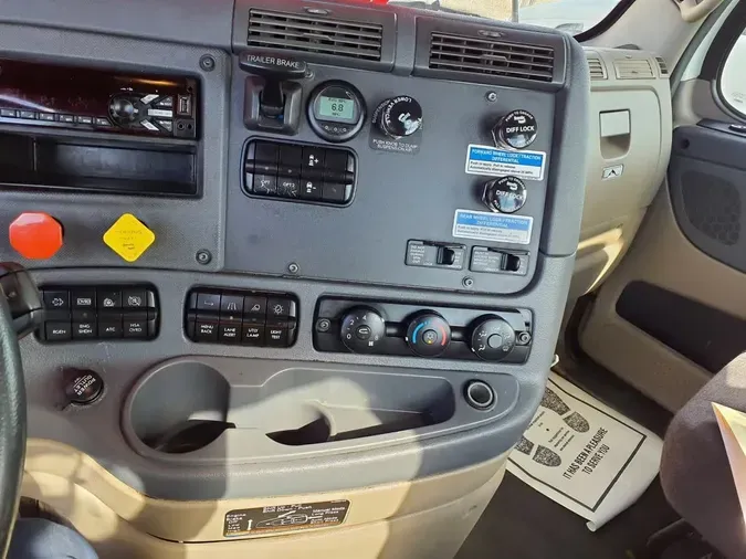 2019 FREIGHTLINER CASCADIA 125