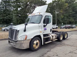 2017 FREIGHTLINER/MERCEDES CASCADIA 125