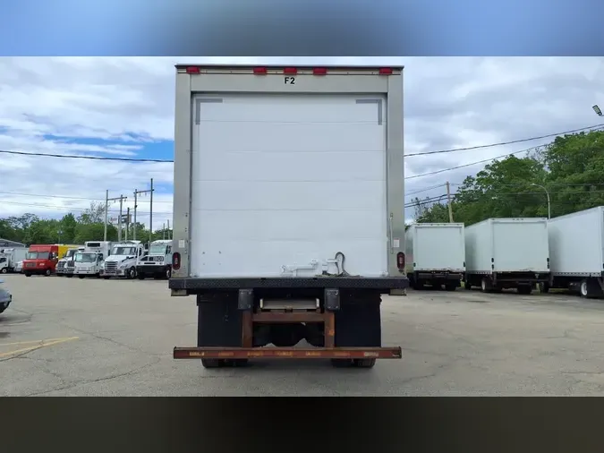 2018 FREIGHTLINER/MERCEDES M2 106
