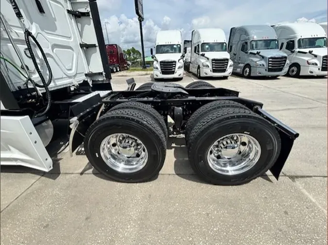 2022 Freightliner PT126SLP