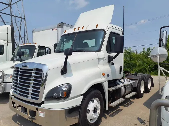 2018 FREIGHTLINER CASCADIA 12551fa071d735f2fe2d45fcf20af7dfcc4