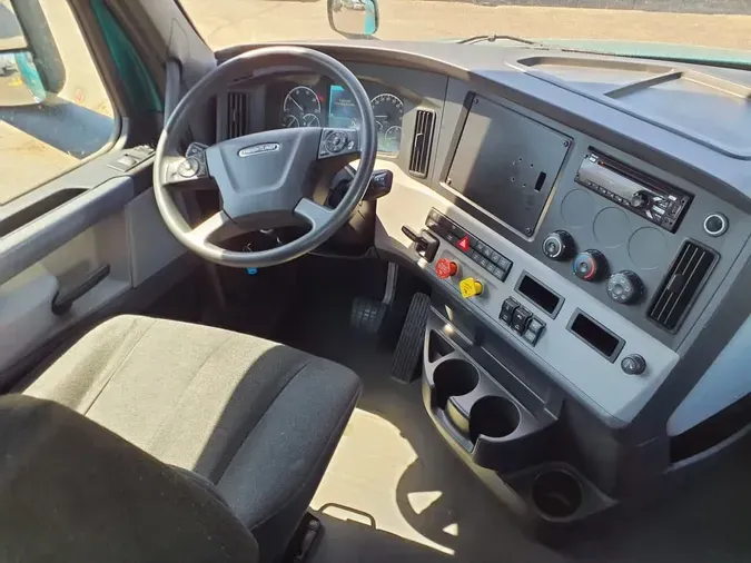 2019 FREIGHTLINER NEW CASCADIA PX12664