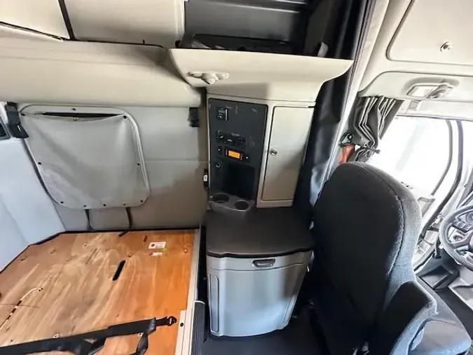 2021 Peterbilt 579