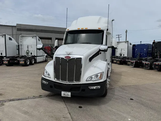 2023 Peterbilt 579