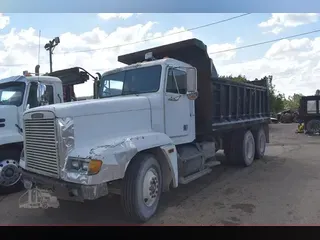 1995 FREIGHTLINER FLD120