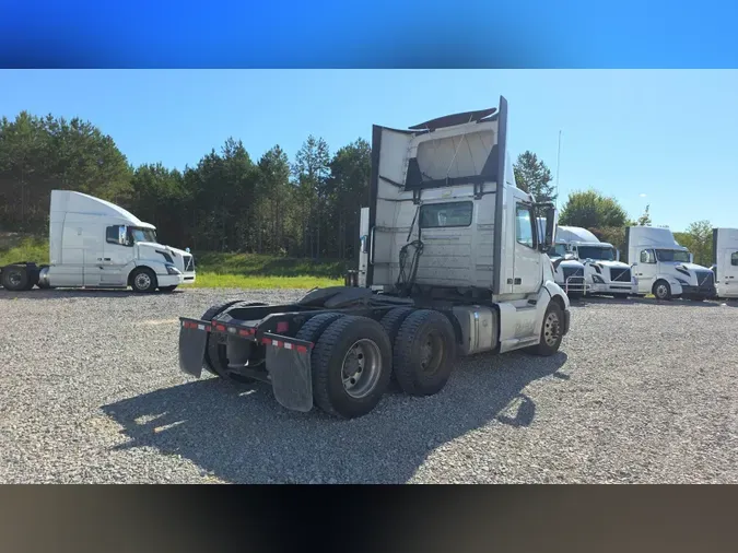2019 Volvo VNL300