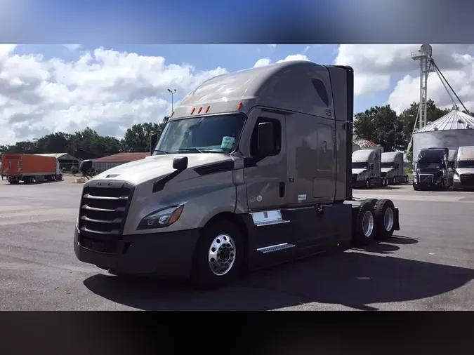 2025 Freightliner Cascadia 126521373a3526d18d3b2a8a7fbc806096b