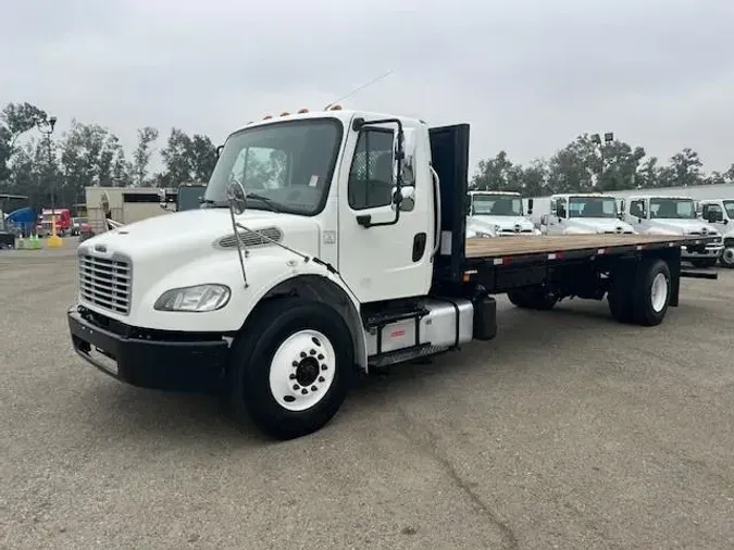 2018 Freightliner Business Class M2 106