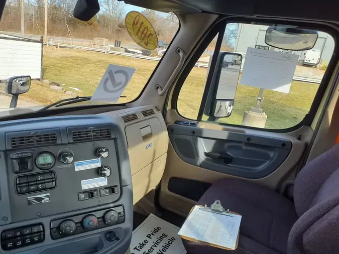 2019 FREIGHTLINER/MERCEDES CASCADIA 125