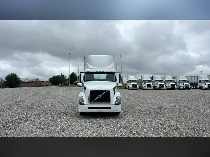 2018 Volvo VNL300