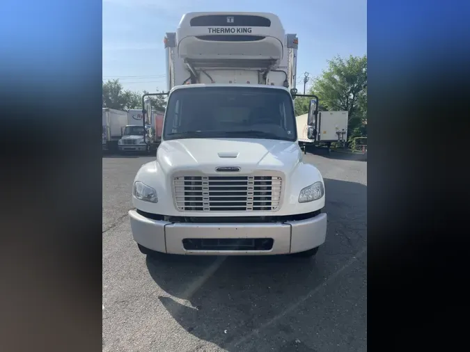 2017 FREIGHTLINER M2 106