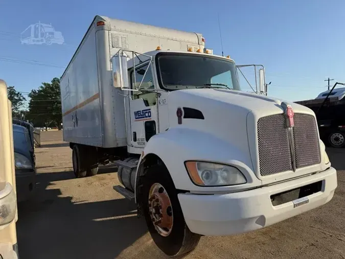 2010 KENWORTH T370