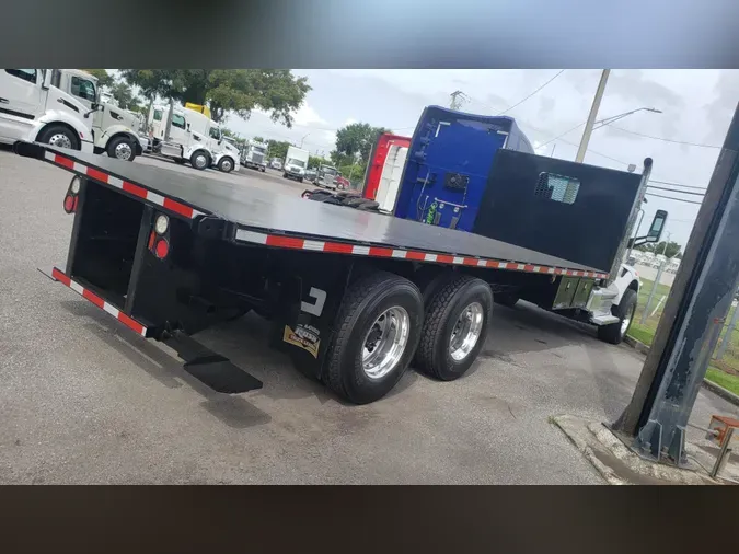 2018 Peterbilt 567
