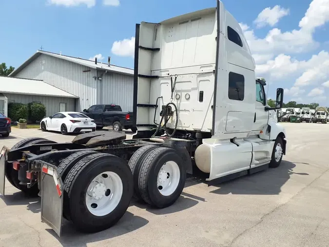 2019 NAVISTAR INTERNATIONAL LT625 SLPR CAB