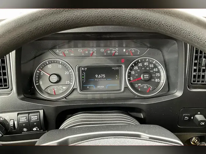 2022 INT LT625 6x4