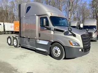 2020 Freightliner Cascadia