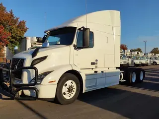 2020 VOLVO VNR64T-640