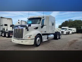 2022 Peterbilt 579