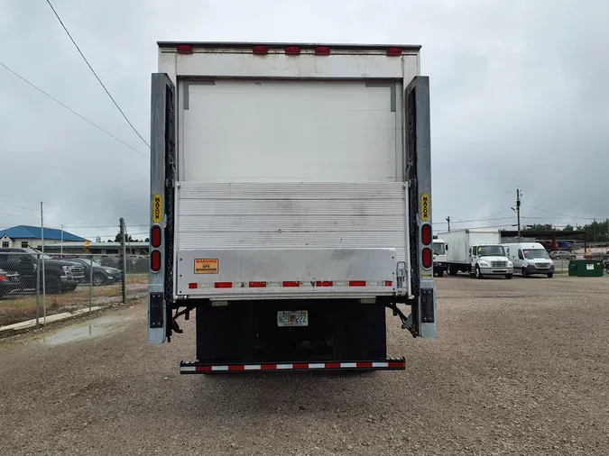 2018 FREIGHTLINER/MERCEDES M2 106