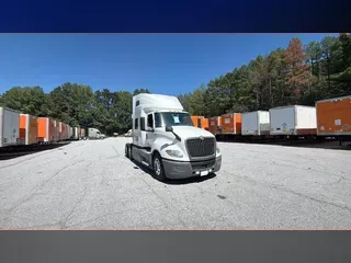 2022 International LT