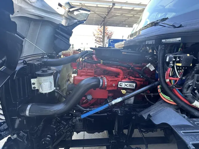 2022 International LT625