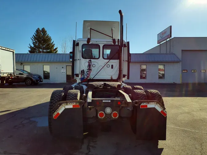 2018 FREIGHTLINER/MERCEDES CASCADIA 125