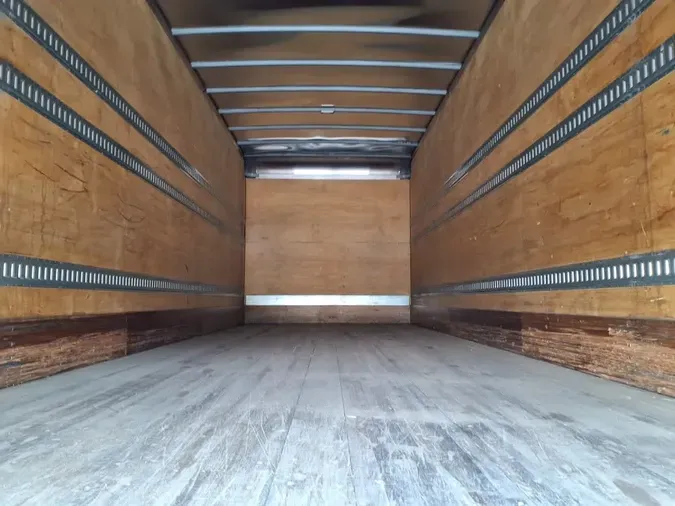 2021 FREIGHTLINER M2 106