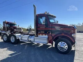 2020 PETERBILT 567